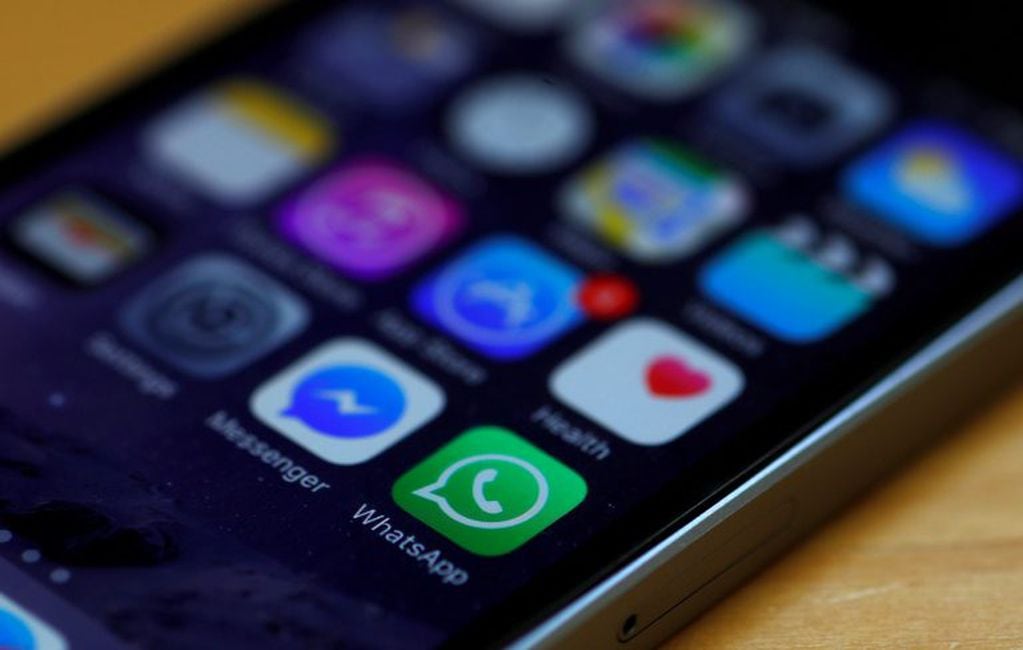 WhatsApp hoy: cómo activar el “modo invisible” para no aparecer “en línea”