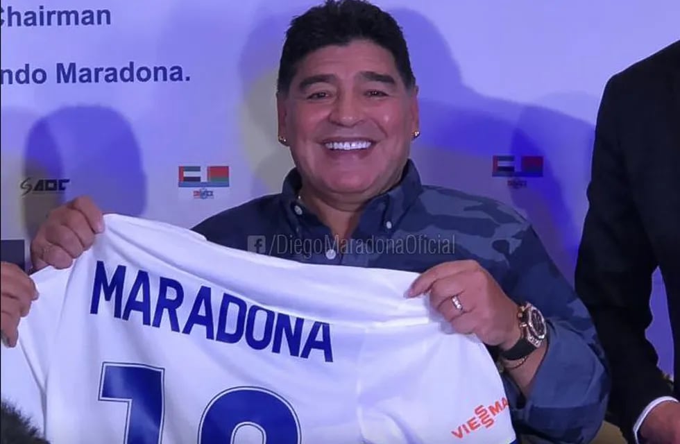 Diego Maradona asumió como presidente del Dinamo Brest de Bielorrusia 