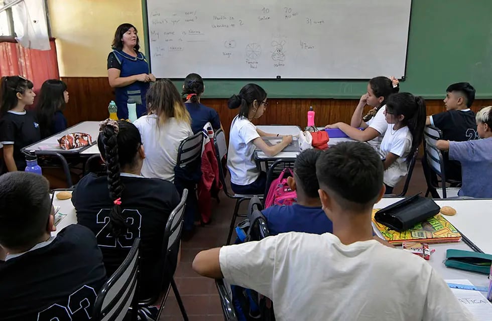 Escuela Santa Clara de Asís de Godoy Cruz, séptimo grado 
Foto: Orlando Pelichotti