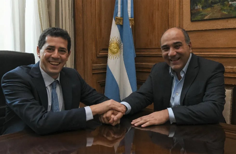El ministro del Interior y el gobernador de Tucumán, la fórmula escogida por Cristina Fernández de Kirchner