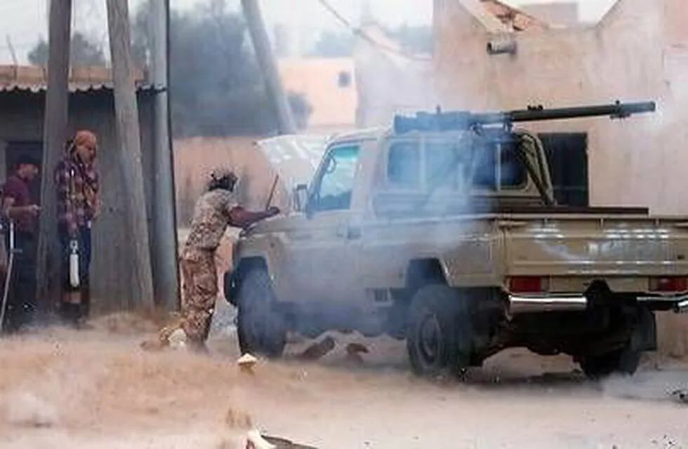 Más de 30 muertos por un atentado con coches bomba en Libia