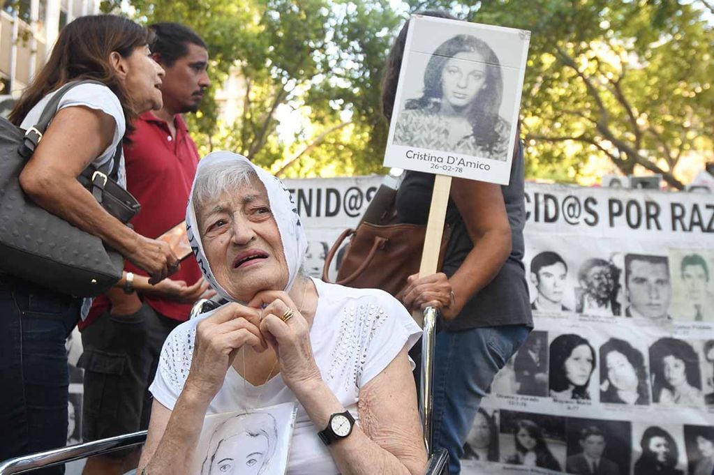 Carmen Fornes de D'amico madre de Cristina D'amico desaparecida en la dictadura militar. | Foto: José Gutiérrez / Los Andes 