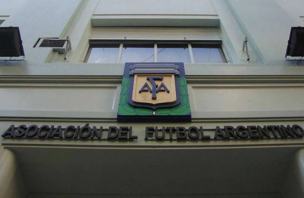 La sede. La fachada de la Asociación del Fútbol Argentino en la ciudad de Buenos Aires.