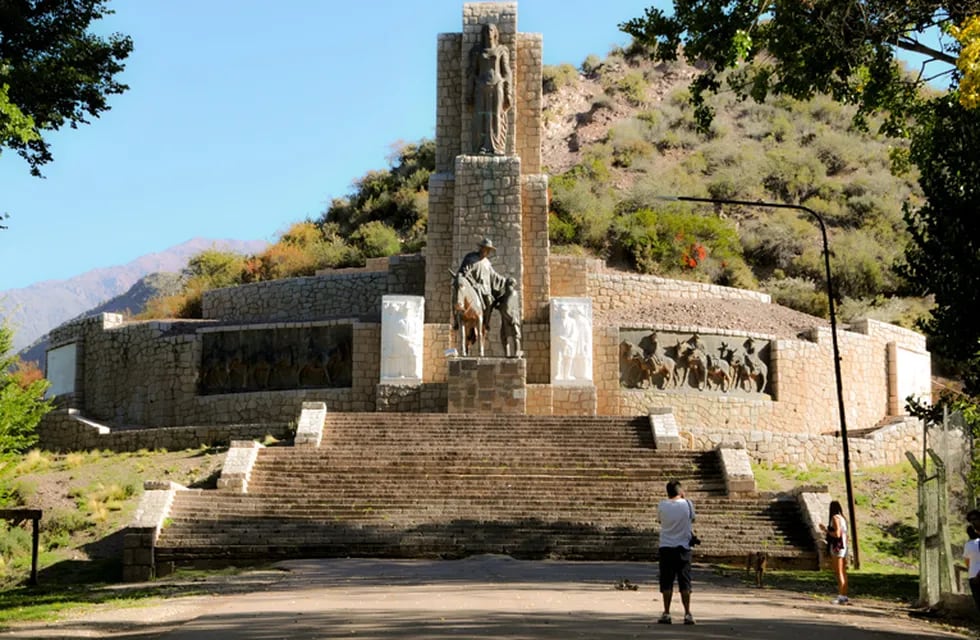 El Manzano histórico es una de las atracciones turísticas más importantes de Tunuyán.