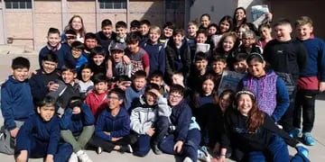Escuelas visitan la planta impresora de Los Andes