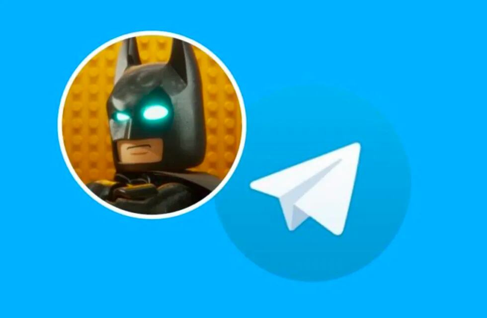 Telegram lanzó el Modo Batman y muchos quieren que WhatsApp sume la misma función.