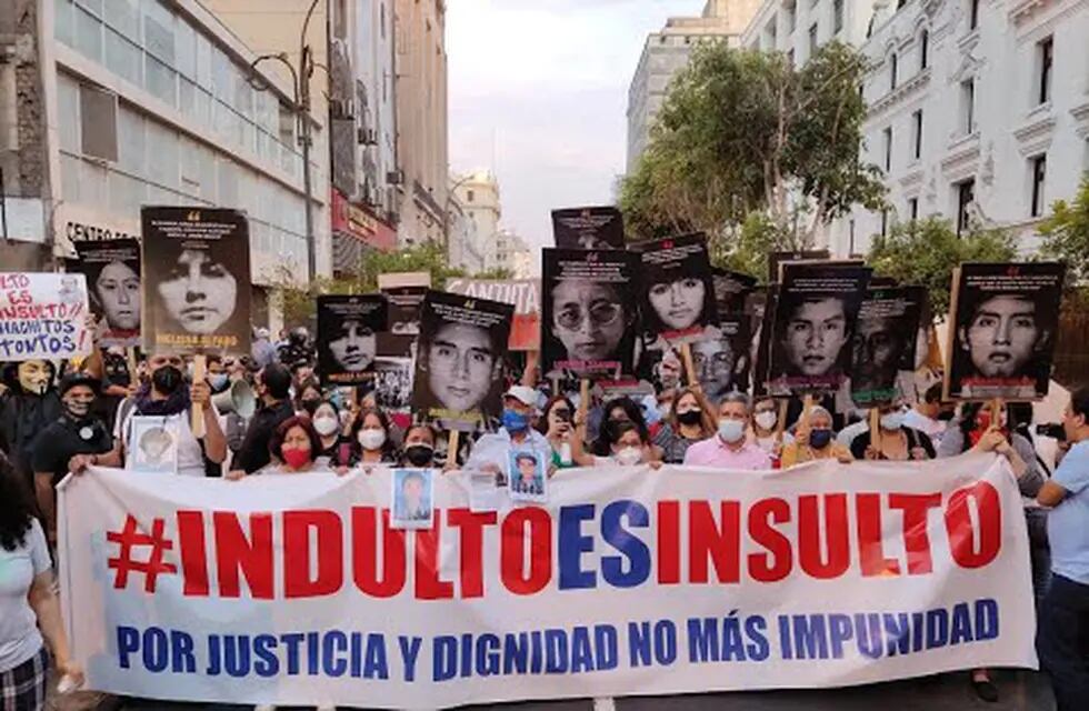 Las protestas en Perú por la liberación del expresidente Alberto Fujimori fueron en favor y en contra.