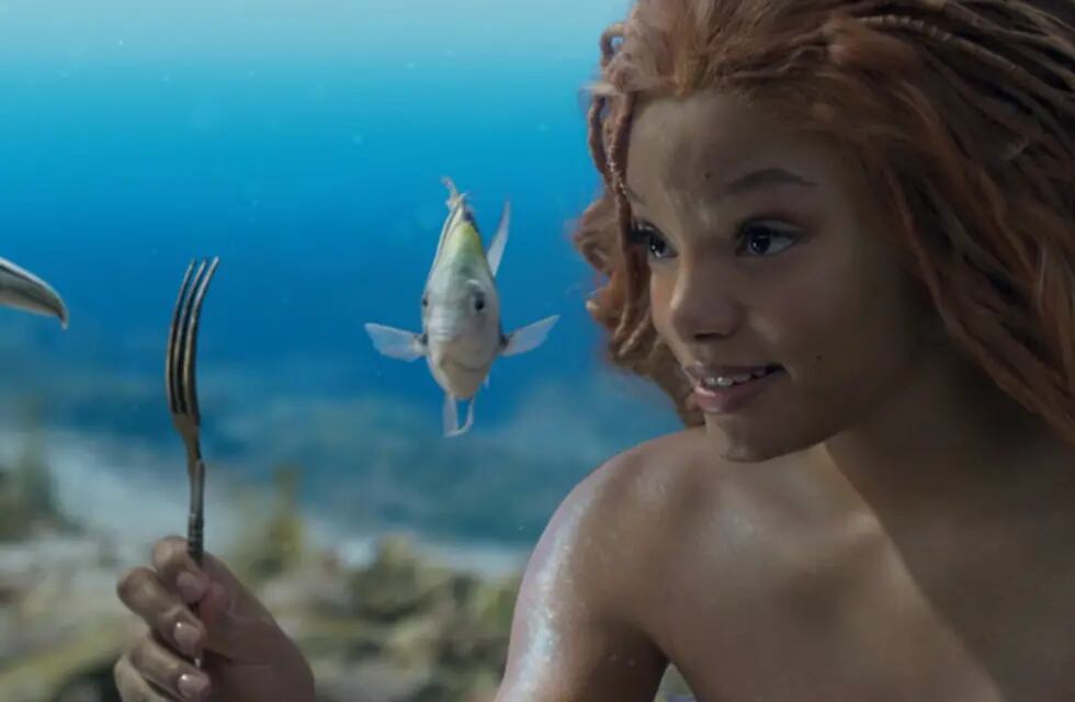 Halle Bailey como Ariel en la película de acción real La Sirenita. Photo cortesía Disney. © 2022 Disney Enterprises, Inc. Todos los Derechos Reservados