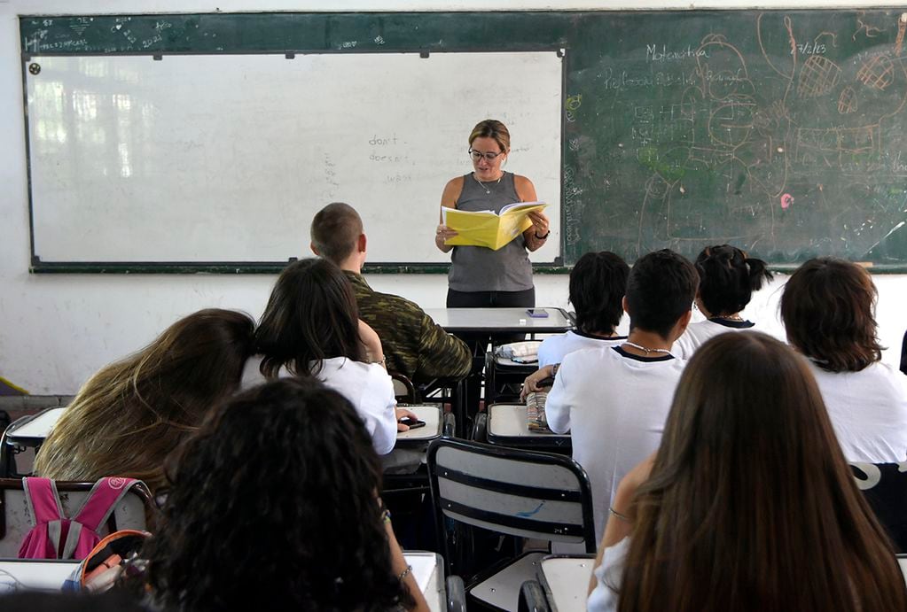 comienza formalmente el ciclo lectivo 2023 en Mendoza con el inicio de clases para todos los alumnos 
Escuela secundaria José Vicente Zapata Quinto añoFoto: Orlando Pelichotti