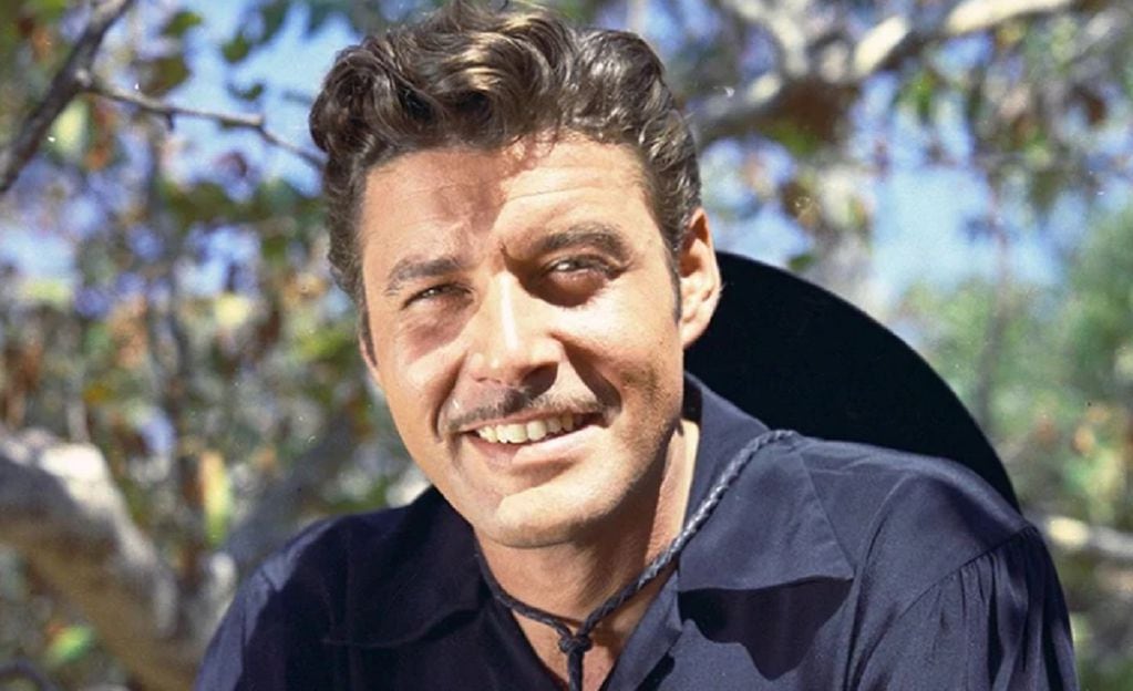 Guy Williams, el actor de "El Zorro" que se ganó el cariño de Argentina. En los 70 y 80 trabajó en el país dada su fama. / Archivo