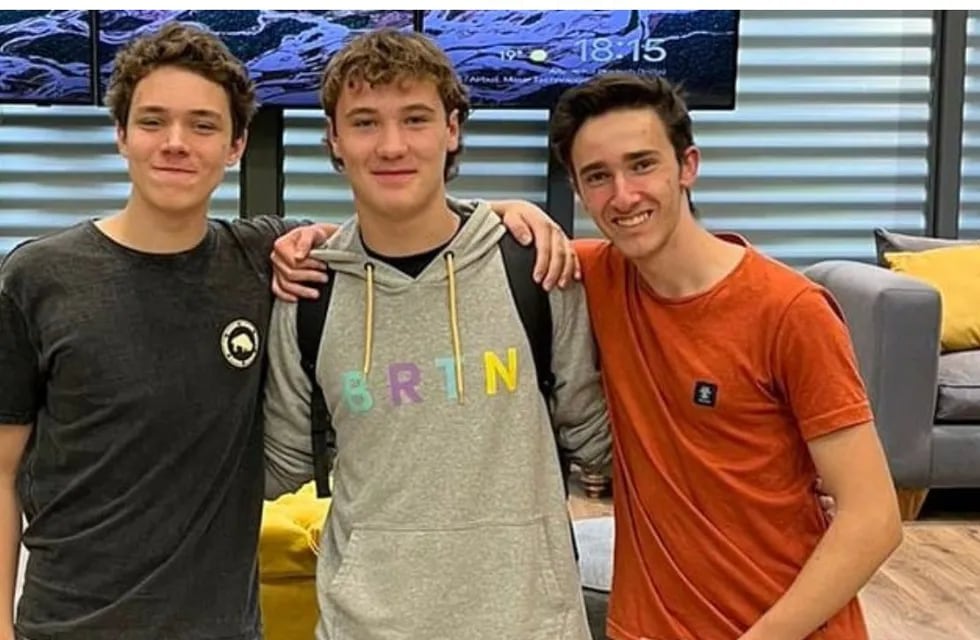 Lorenzo Marquesini, Valentín De Antonio y Matías Cúneo, adolescentes programadores que desarrollaron una aplicación contra el bullying.