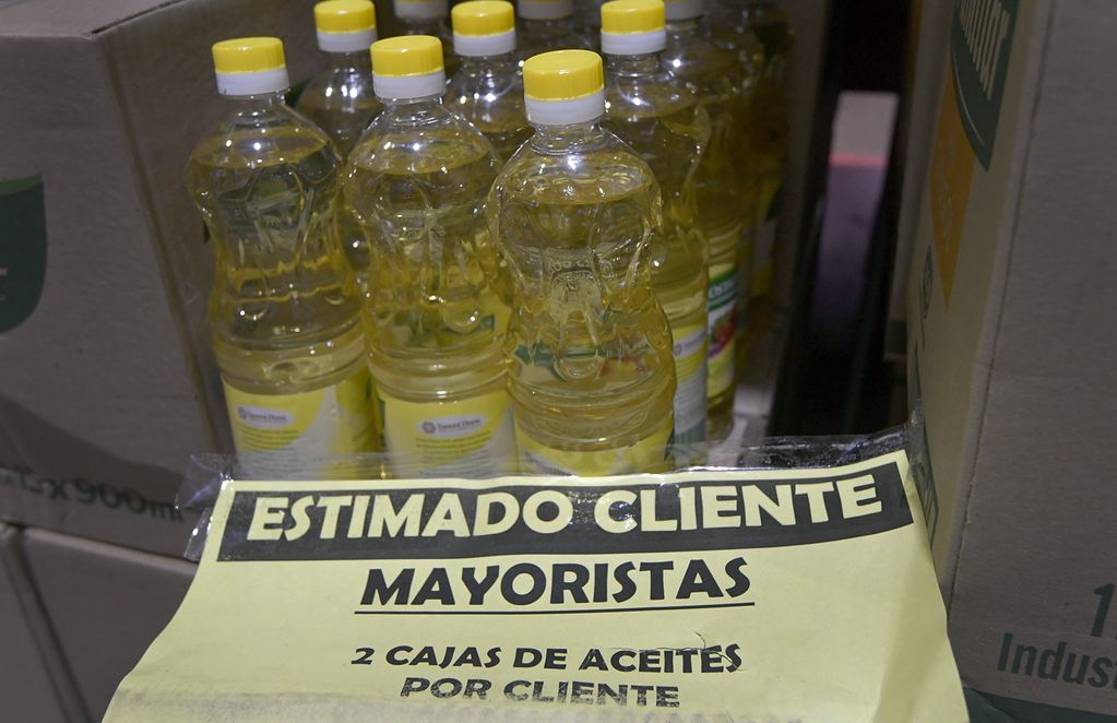 Precios cuidados en las góndolas de mercados, mayoristas, y supermercados. /Foto: Orlando Pelichotti