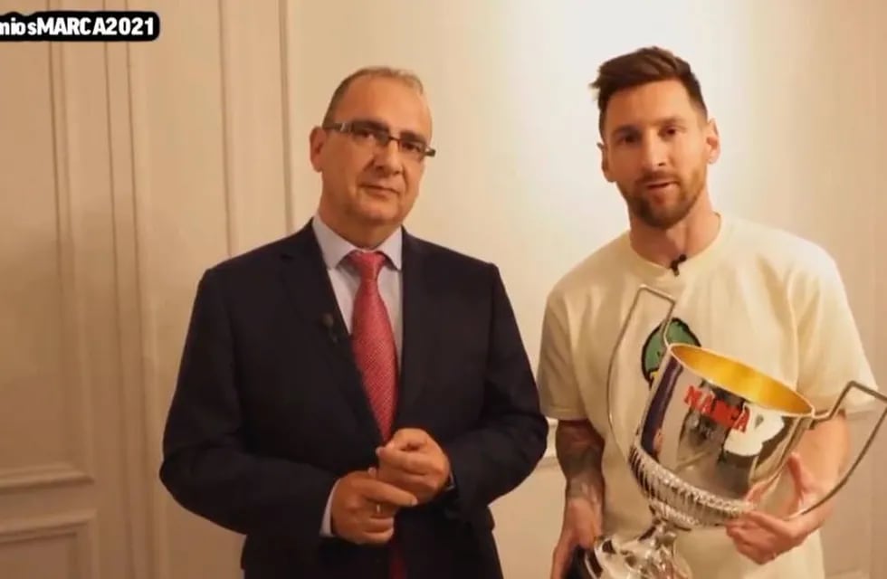 Lionel Messi y su octavo premio Pichichi, al mejor goleador 2020/2021.
