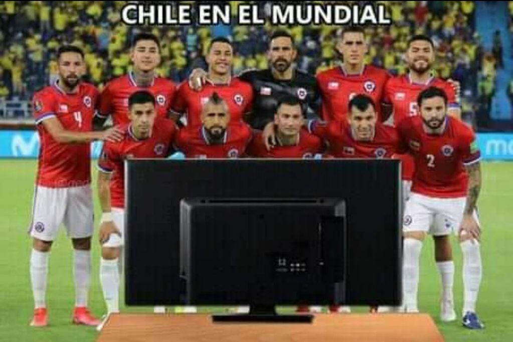 Memes con gastadas a Chile.