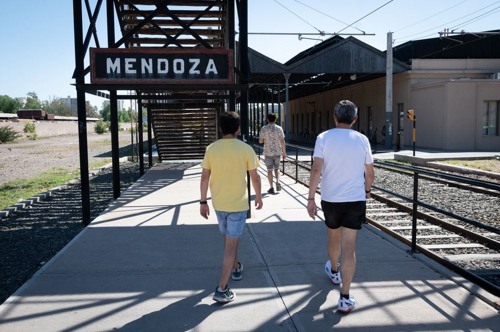 A 30 años del último tren regular que salió de Mendoza: “La gente no lo dejaba ir y salió una hora tarde”. Foto: Ignacio Blanco / Los Andes 