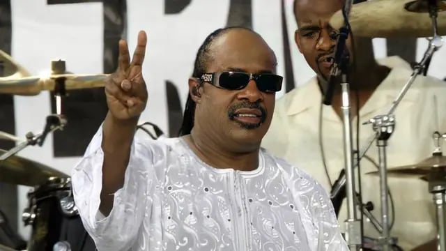 Stevie Wonder presentó dos canciones nuevas tras ser trasplantado del riñón