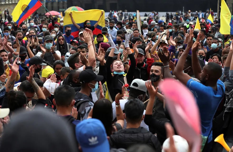 Protestas en Colombia contra el proyecto de reforma tributaria - AP