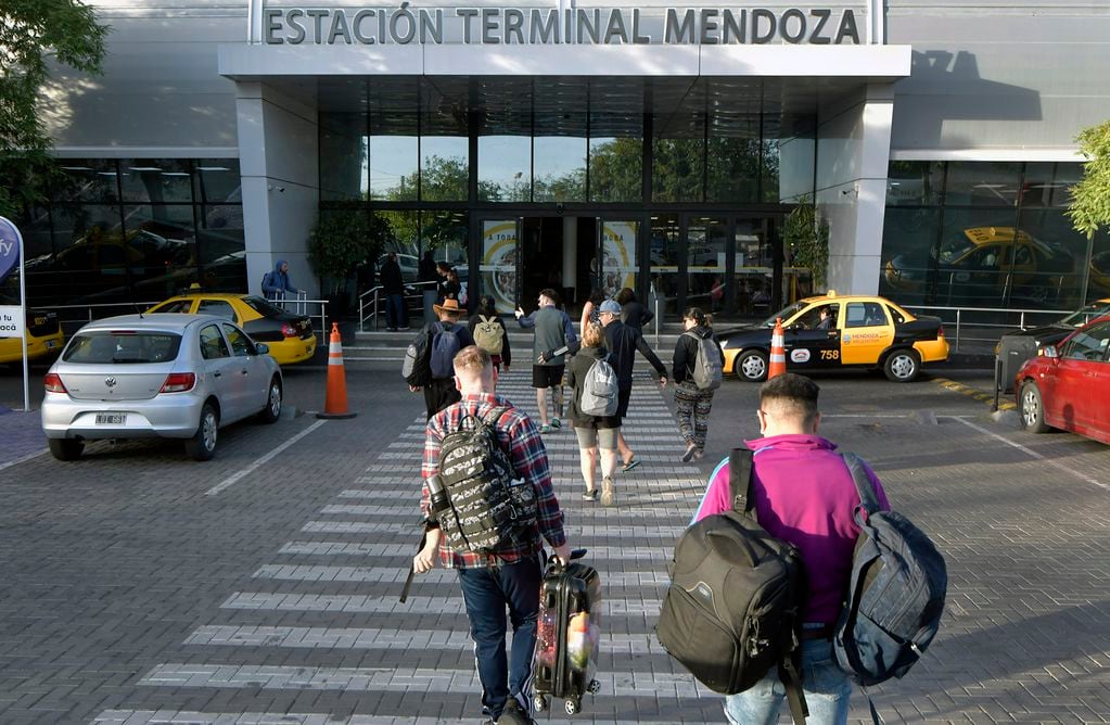 Mendoza busca incentivar la llegada de turistas en otoño. Foto: Orlando Pelichotti / Los Andes