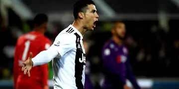 Bentancur, Chiellini y Ronaldo marcaron en la goleada de la "Vecchia Segnora". Napoli, su más inmediato perseguidor, está a once puntos.