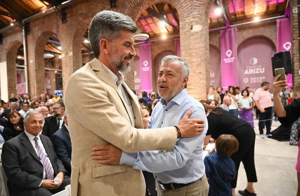 Ulpiano Suárez y Alfredo Cornejo. Foto: Twitter
