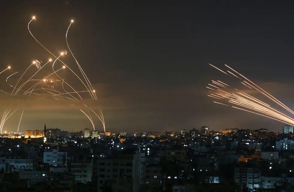Cúpula de Hierro, el sistema de defensa de Israel que interceptó los misiles lanzados por Hezbolá y Hamás.