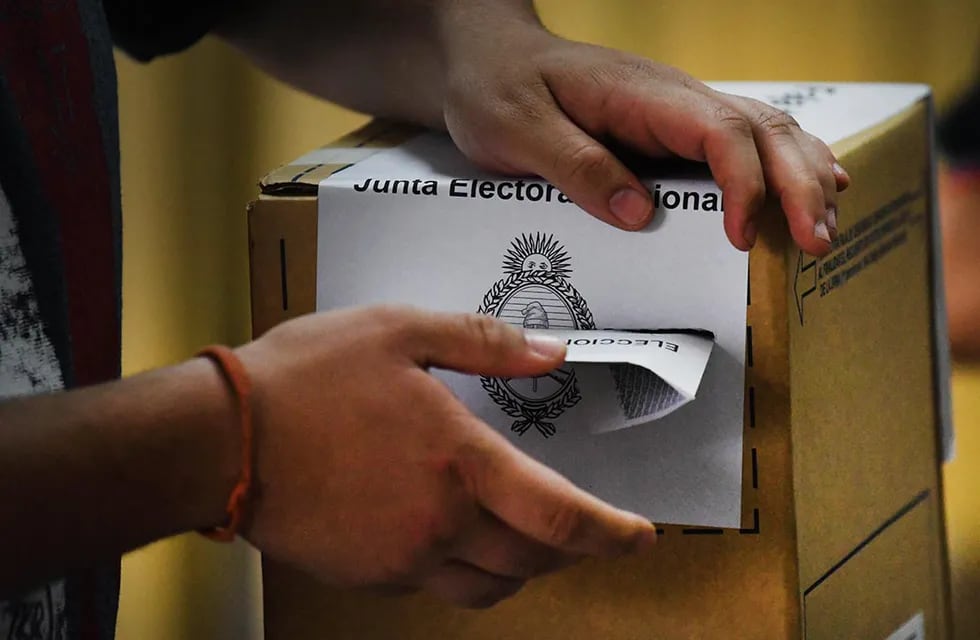 Voto en elecciones. Foto: José Gutierrez / Los Andes