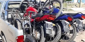 Recuperaron tres motos que habían sido robadas de la playa de secuestros en La Favorita