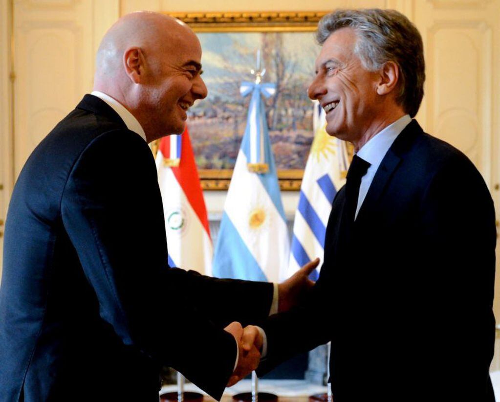 
    Giani Infantino y Mauricio Macri, juntos en Buenos Aires en 2017.
   