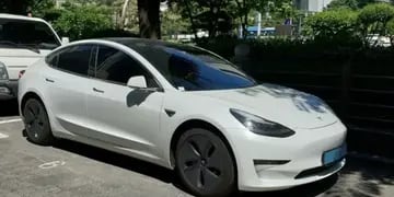 Desbloqueó un Tesla ajeno