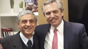 José Luis Martiarena, el diputado K que presentó un proyecto para nacionalizar los depósitos bancarios, junto a Alberto Fernández