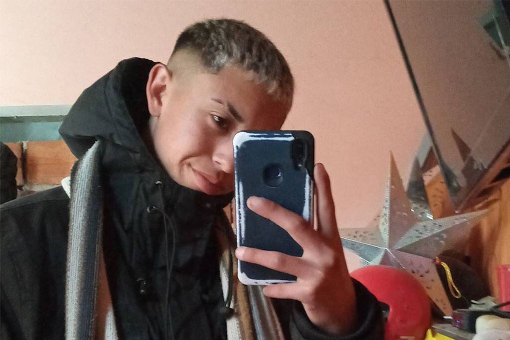 Luciano Olivera, el adolescente asesinado en Miramar (elmarplatense.com).