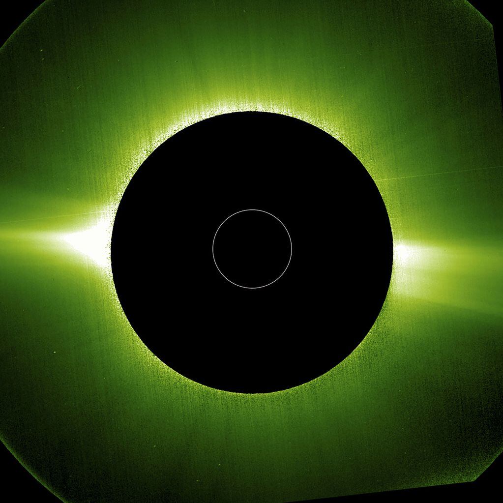 La corona del Sol fotografiada por el instrumento Metis del Solar Orbiter. 