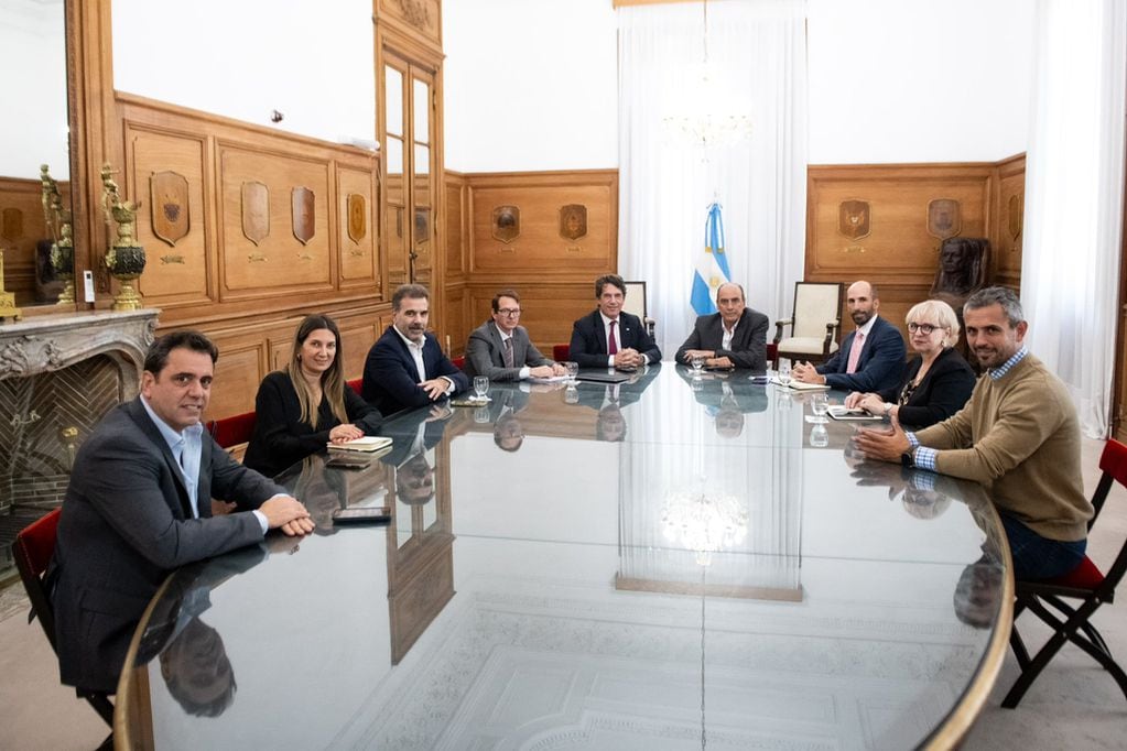 Nicolás Posse y Guillermo Francos recibieron a diputados del PRO por la Ley Bases (Foto Archivo: Ministerio del Interior)