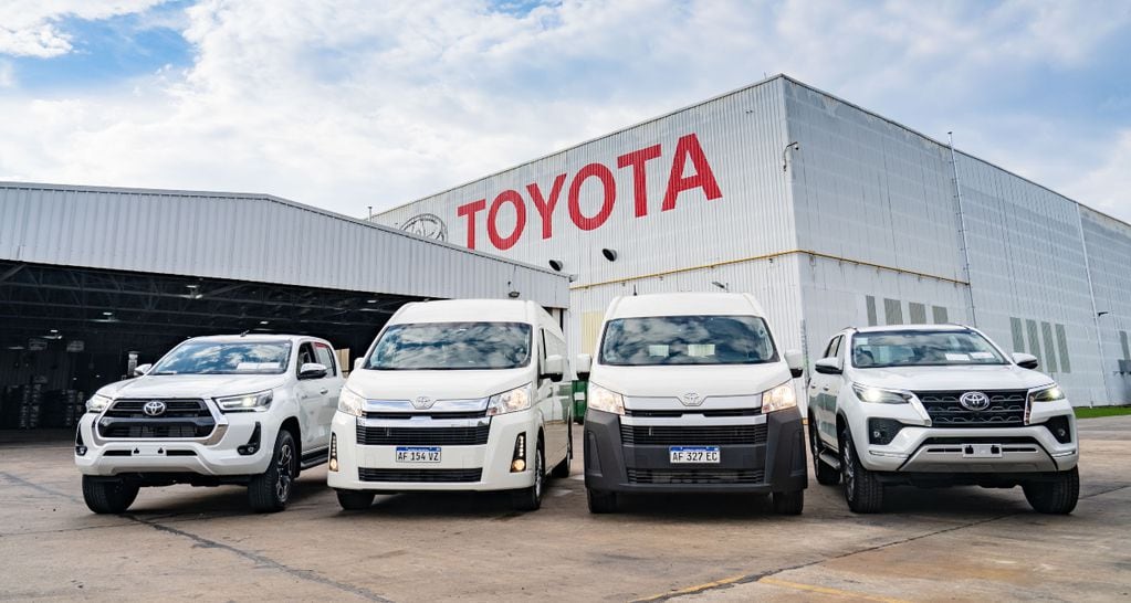 Aires de familia. Los cuatro modelos de vehículos que Toyota produce en la planta de Zárate, unidades que comparten motor y otros componentes fundamentales.