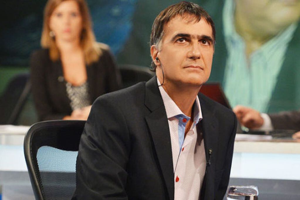 Antonio Laje le comunicó a las autoridades del canal que dejará el programa de los domingos.