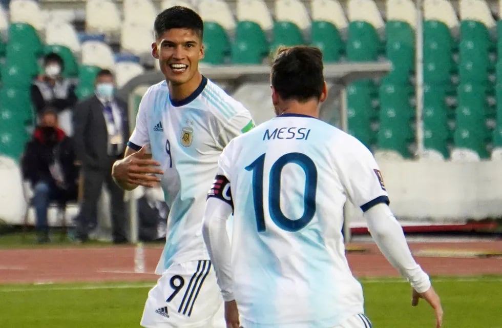 Joaquín Correa marcó un golazo ante Bolivia y espera volver a compartir cancha con Leo Messi. / archivo
