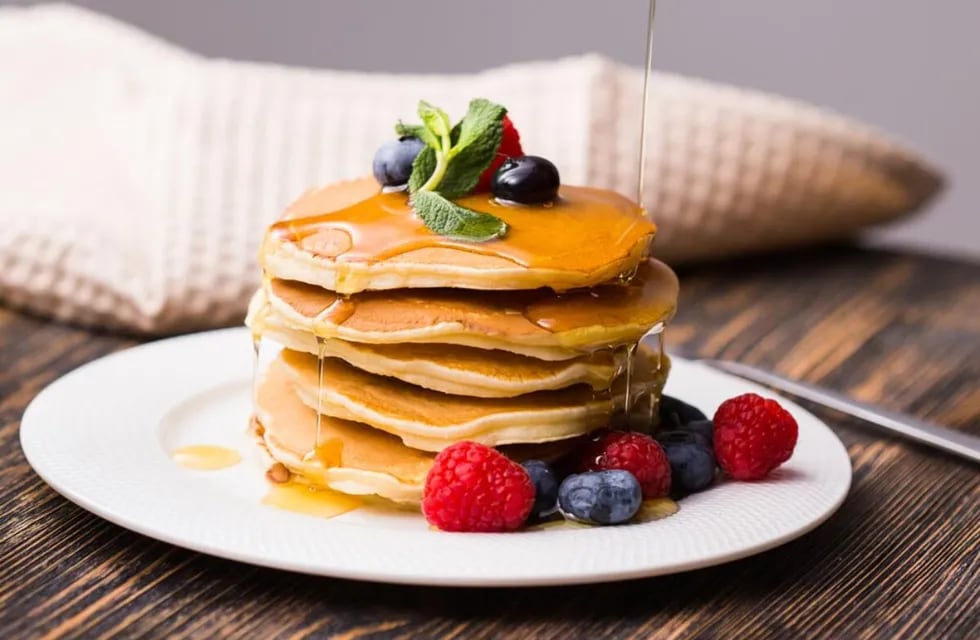 Pancakes: la receta infalible para que salgan húmedos, suaves y esponjosos.