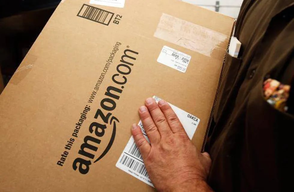 Amazon entrega por error 4.500 euros en productos a un estudiante y decide regalárselos