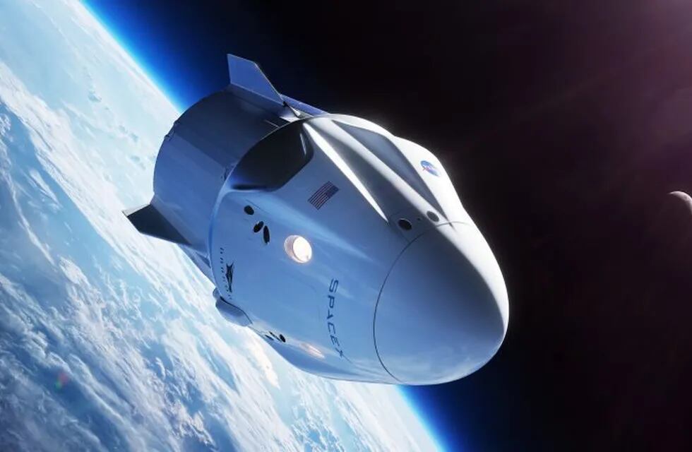 La empresa SpaceX quiere llevar al espacio cuatro turistas a fines de 202.