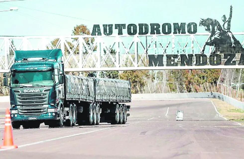 Los conductores de camiones más habilidosos de Cuyo