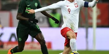 El elenco africano se impuso 1-0 con gol de Moses (p) y busca llegar de la mejor manera a Rusia. 