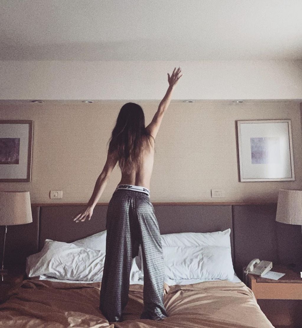Brenda Asnicar y un desnudo casi total que compartió en Instagram