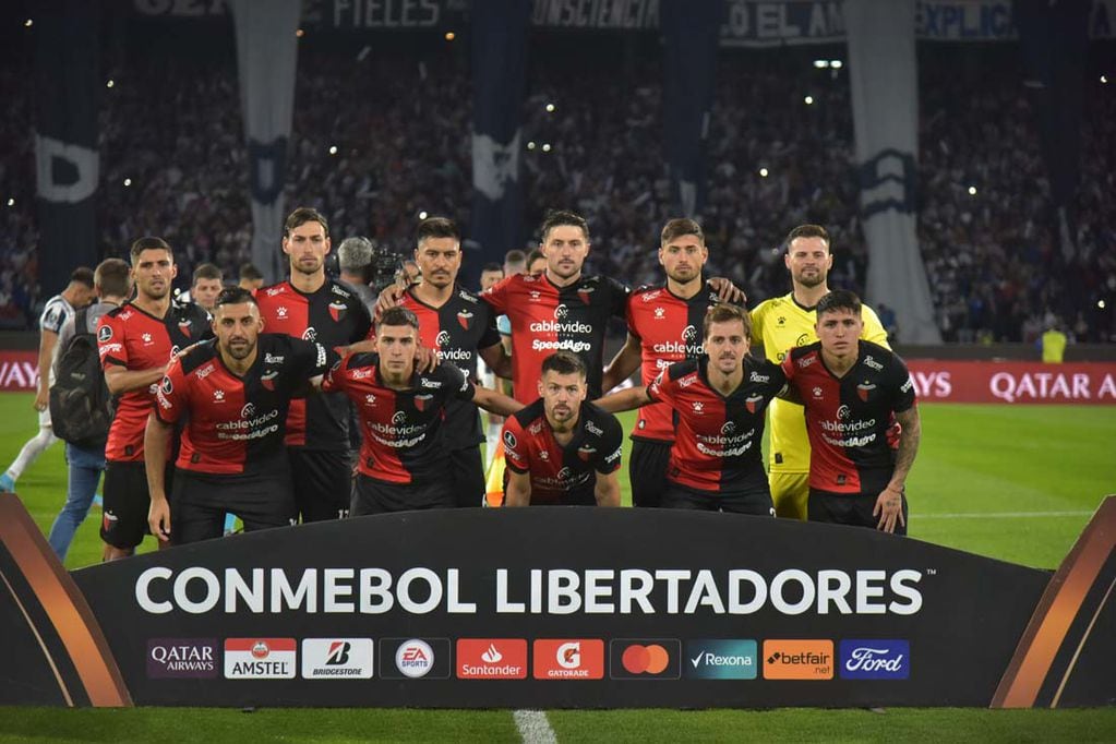 Talleres vs Colón: 1-1 en la ida de los octavos por la Libertadores (Facundo Luque / La Voz)