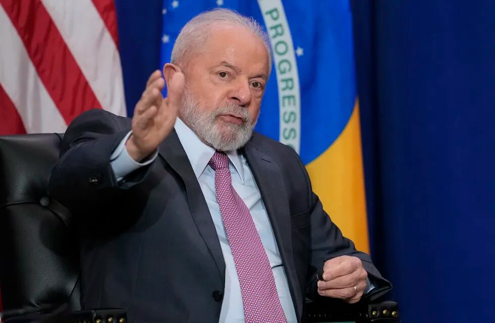 Sin mencionar a Milei, Lula le deseó “buena suerte” al gobierno electo y dijo que “estará disponible para trabajar juntos”.
