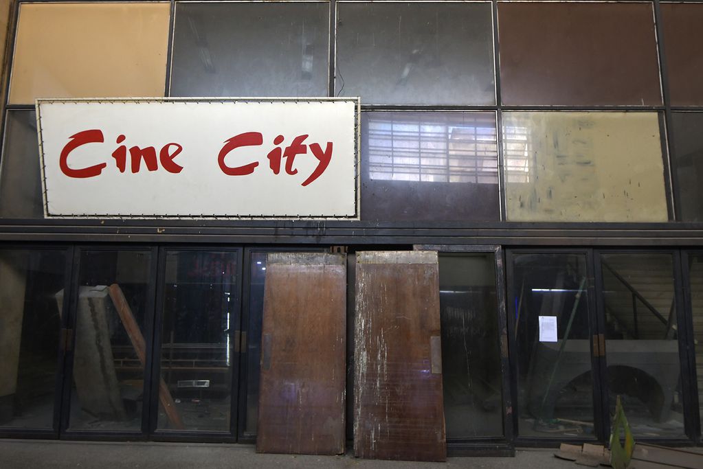 Hace más de 30 años Cine City cerró definitivamente sus puertas. Hoy está en total estado de abandono. Foto:   
