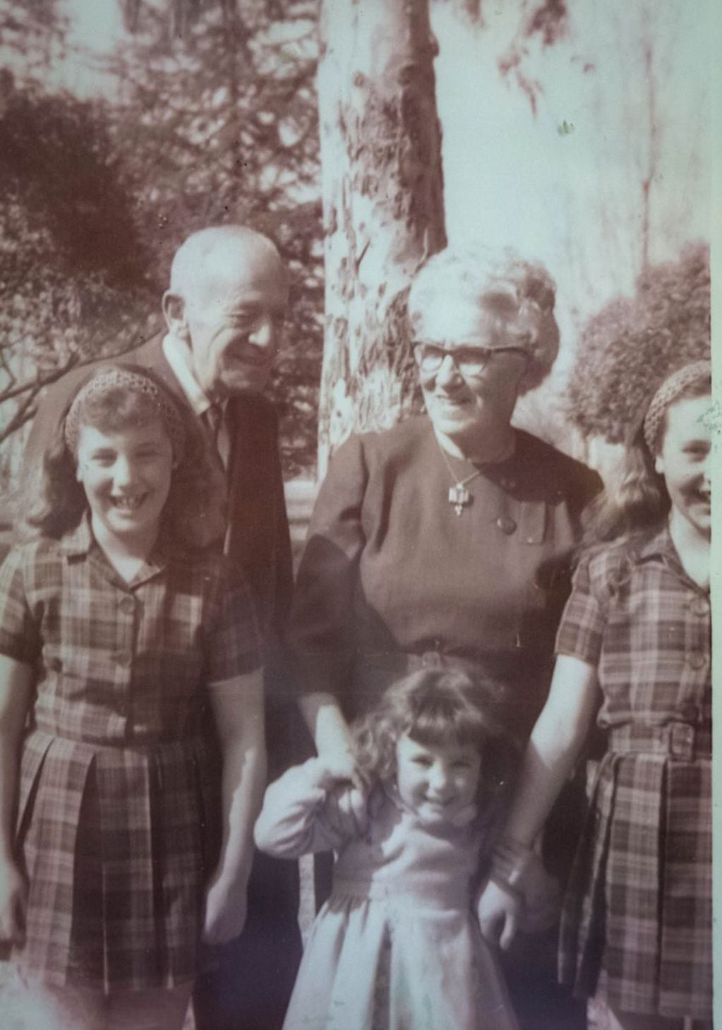 
    Helga Tenenbaum y su familia en el año 1977.
   