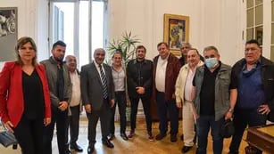 Juan Manzur, Máximo Kirchner y los gremialistas del transporte