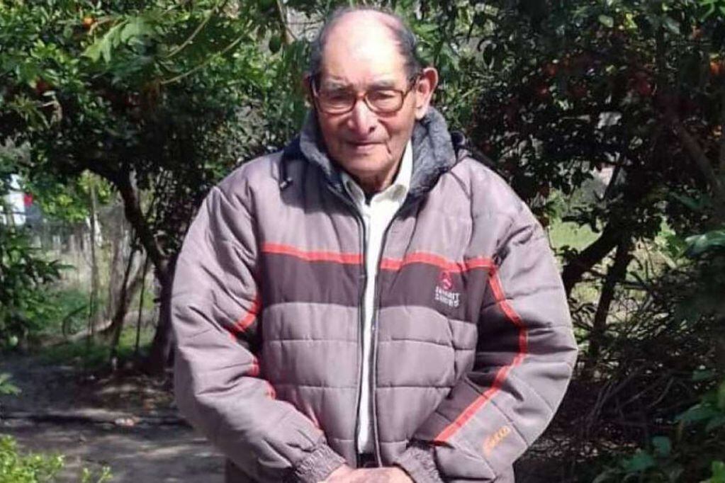 Ignacio Cervín, a sus 95 años, está a punto de terminar la secundaria / Foto: Gentileza