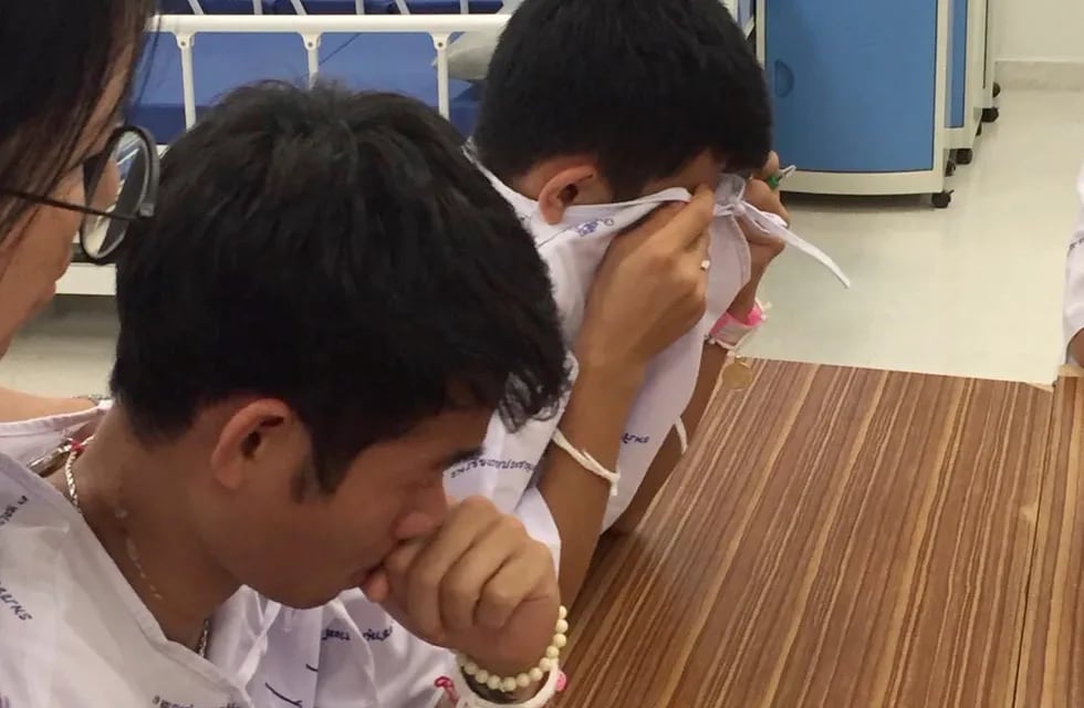 Tailandia: la reacción de los chicos al enterarse de la muerte del buzo durante su rescate