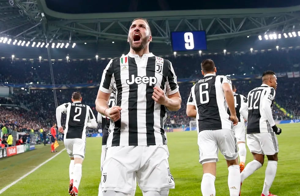 Higuaín le dio el triunfo a la Juventus, que se encamina hacia un nuevo título 